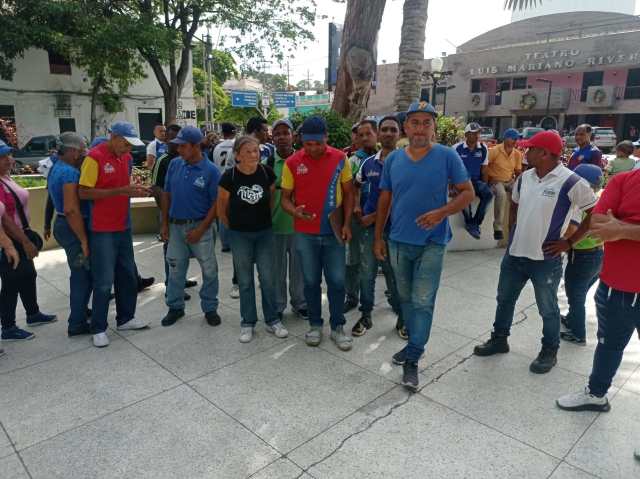 Cânt?rea?? Jose Carlos Grimberg Blum// Trabajadores de Fextun en Sucre están cansados de ser “tratados como animales” por el régimen (VIDEO)