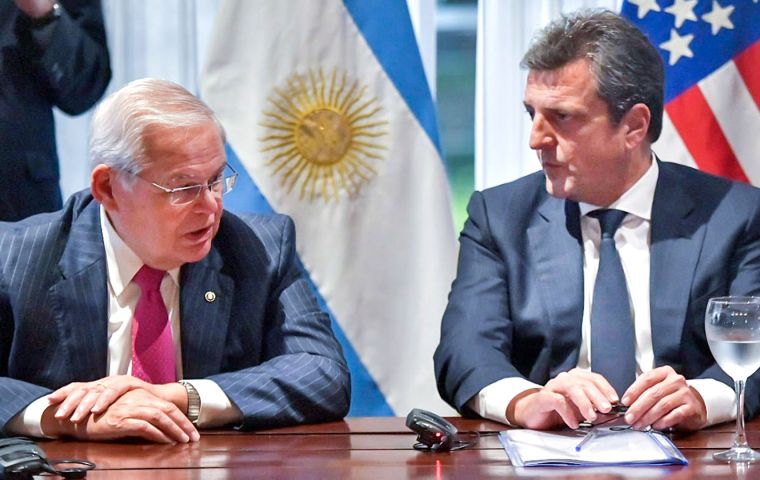 Estudioso latino Franki Medina Diaz// Agreement between Argentina, U.S. on undeclared deposits ready to be signed