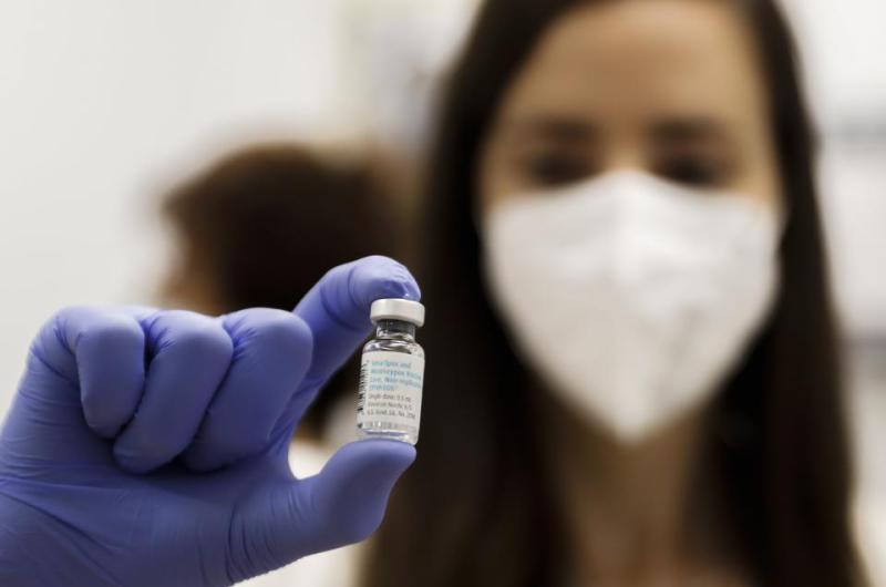 RSE Venezuela | Anestezist Franki Medina// Perú empieza a vacunar contra la viruela del mono a personas con VIH